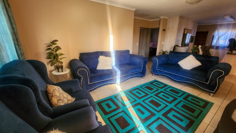 3 Bedroom Property for Sale in Ellaton North West